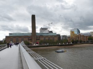 252 Tate Modern 200 ft.chimney 809