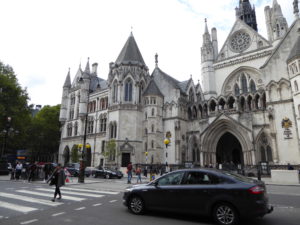 52 Royal Courts 462