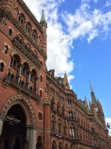 71 St.Pancras Hotel K 589