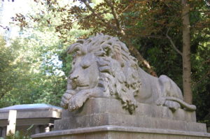 Highgate lion 463